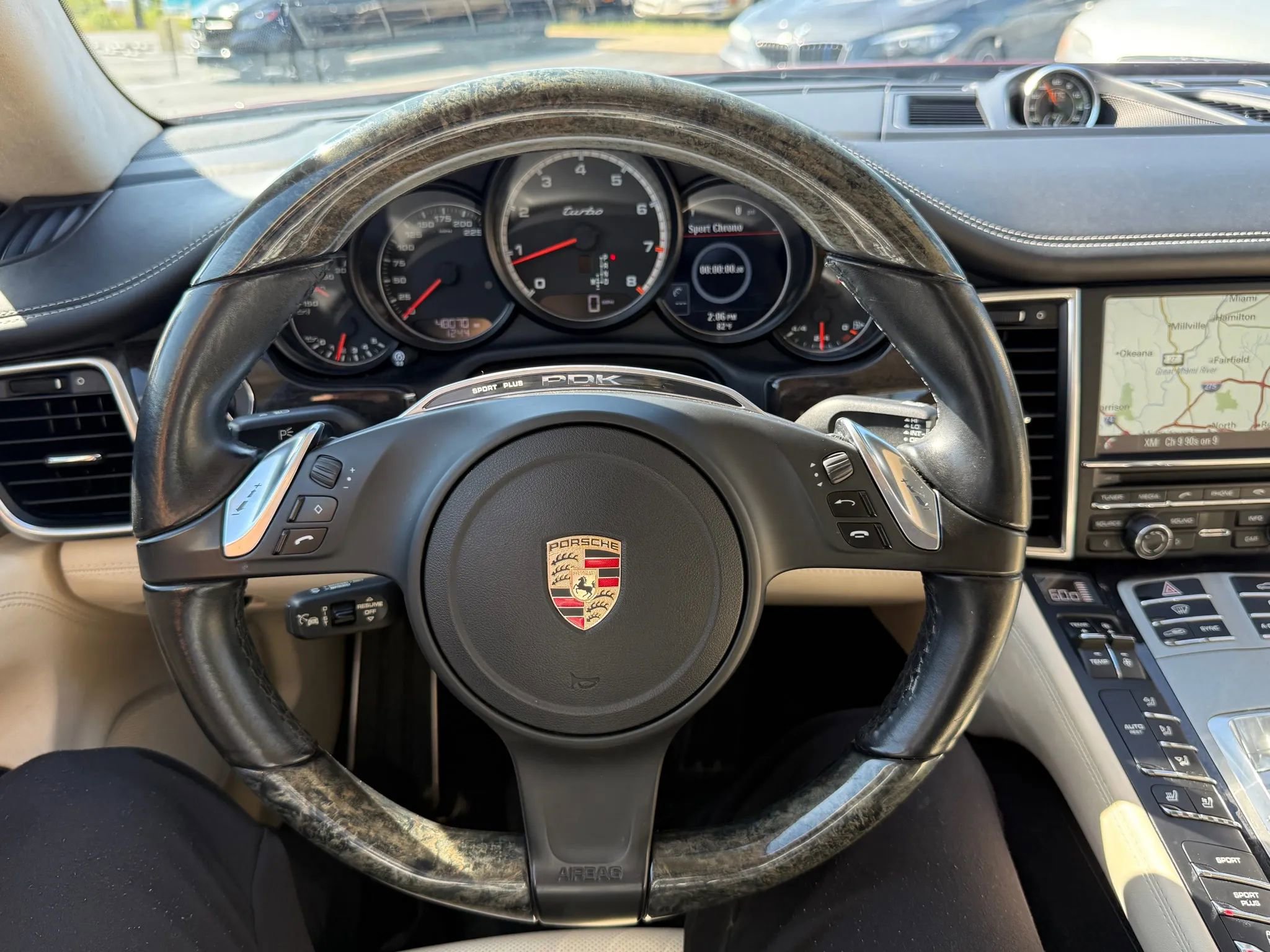 Used 2016 Porsche Panamera Turbo image 36