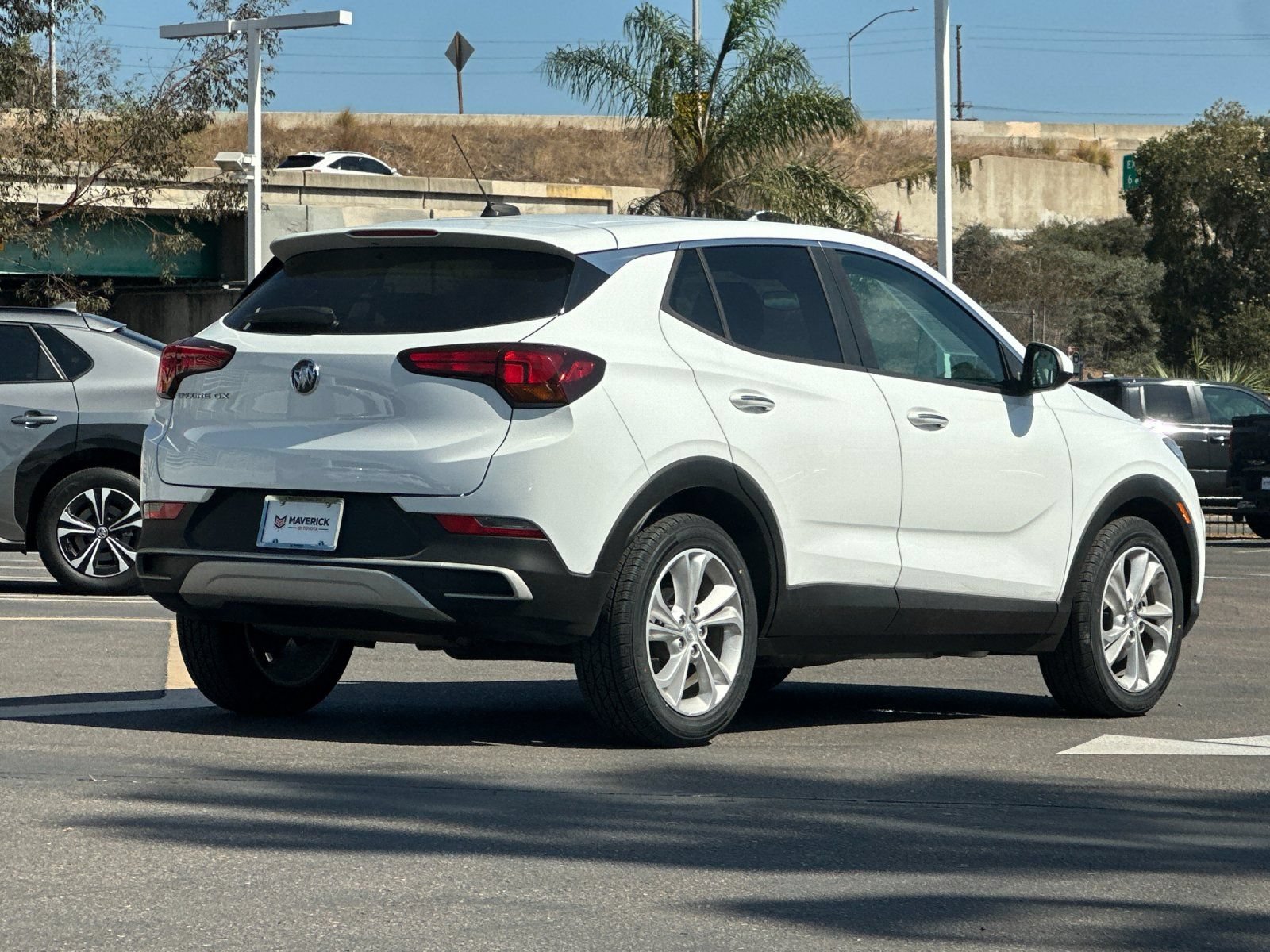 Used 2020 Buick Encore GX Preferred FWD image 5