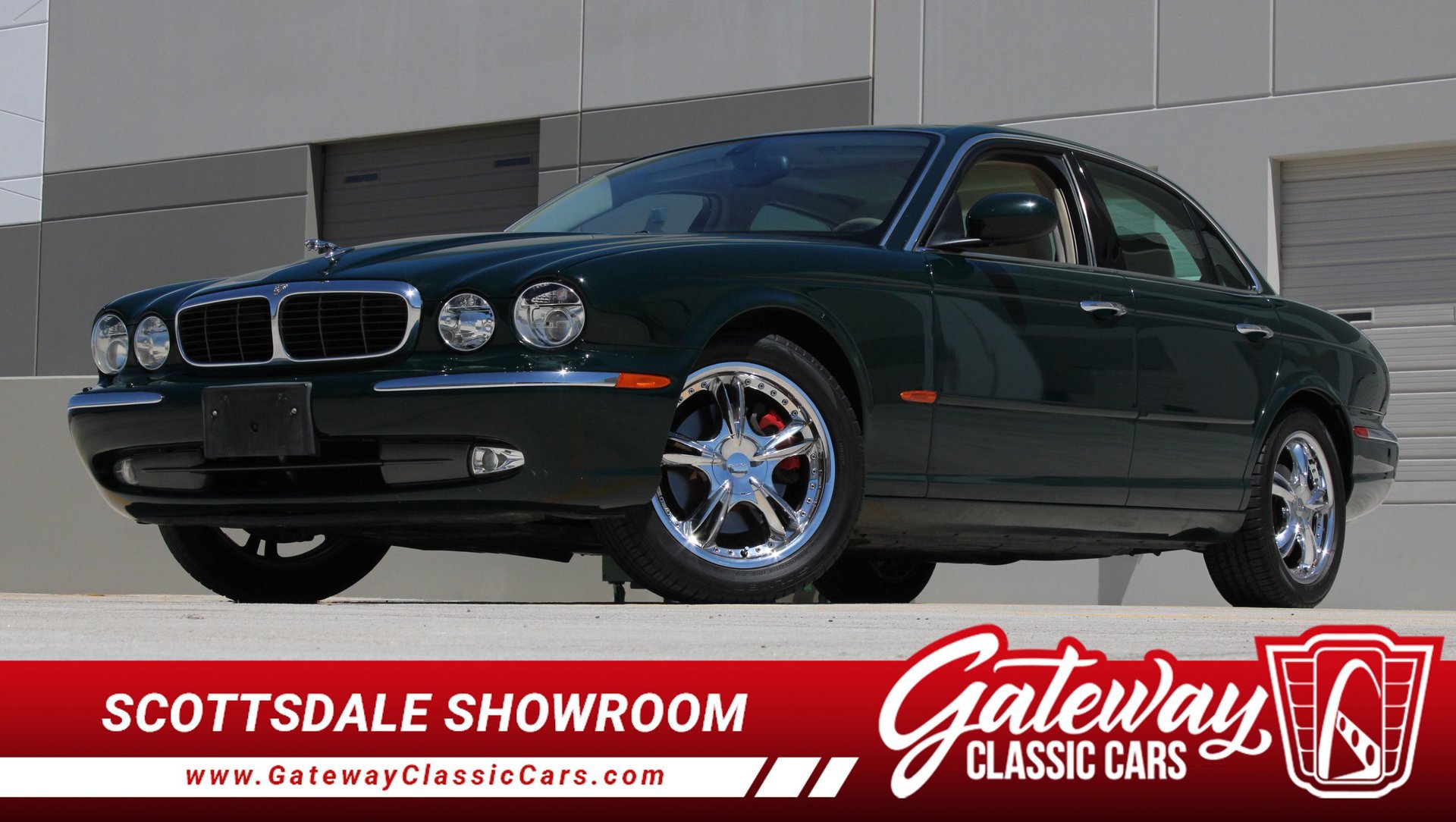 Used 2004 Jaguar XJ8 RWD video 1