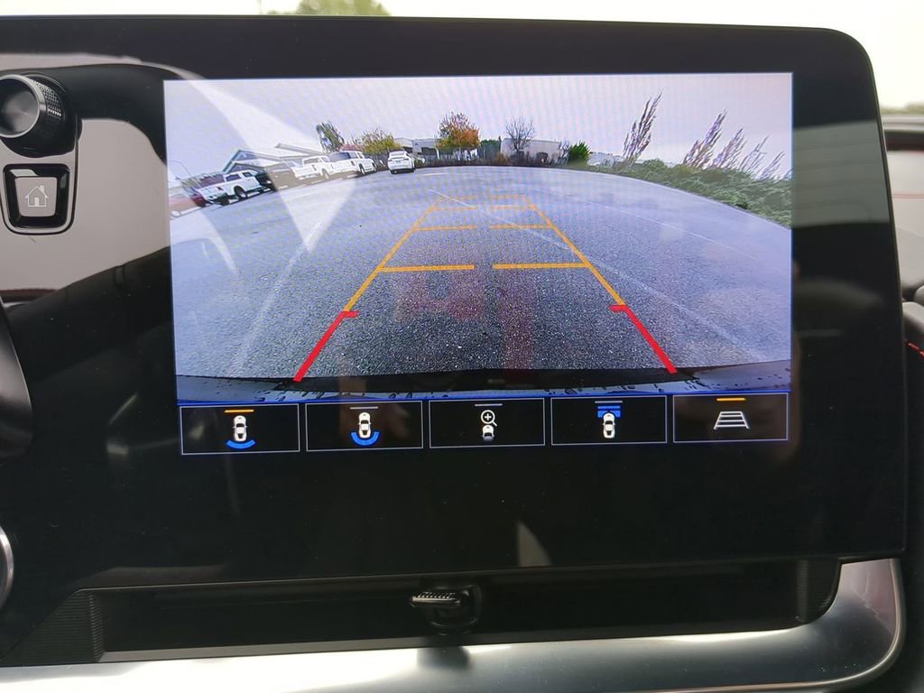 Used 2021 Chevrolet Corvette Stingray Premium Conv w/ Z51 Performance Package image 16