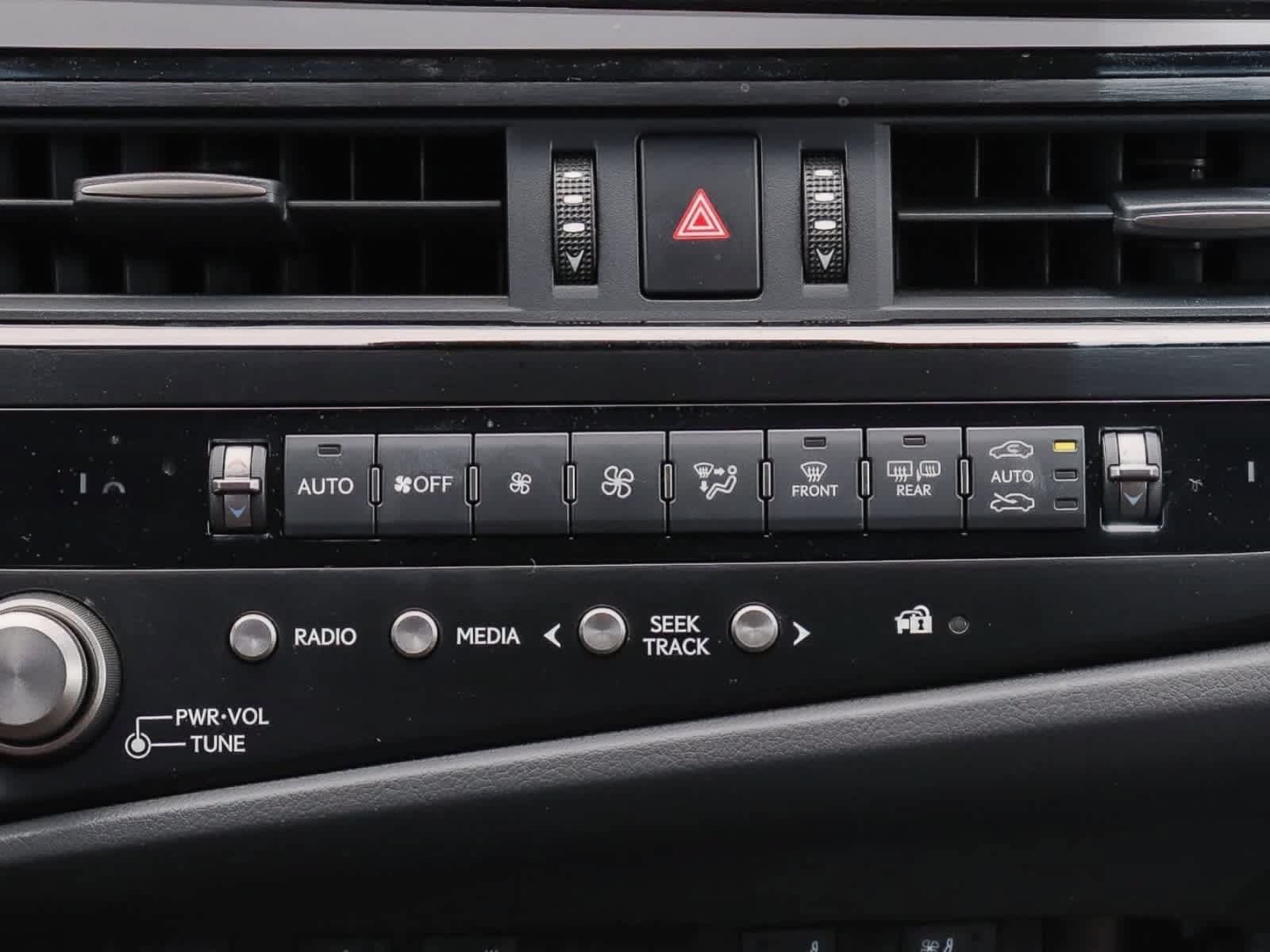 Used 2025 Lexus ES 350 w/ Premium Package FWD image 18