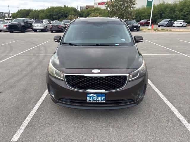 Used 2017 Kia Sedona LX w/ LX Essentials Premium Package FWD image 8