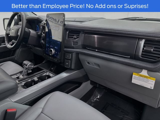 New 2025 Ford F150 Lightning Flash AWD/4WD image 30