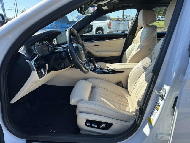 Used 2018 BMW 530i RWD image 13