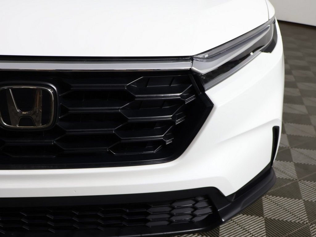 Used 2023 Honda CR-V LX image 11