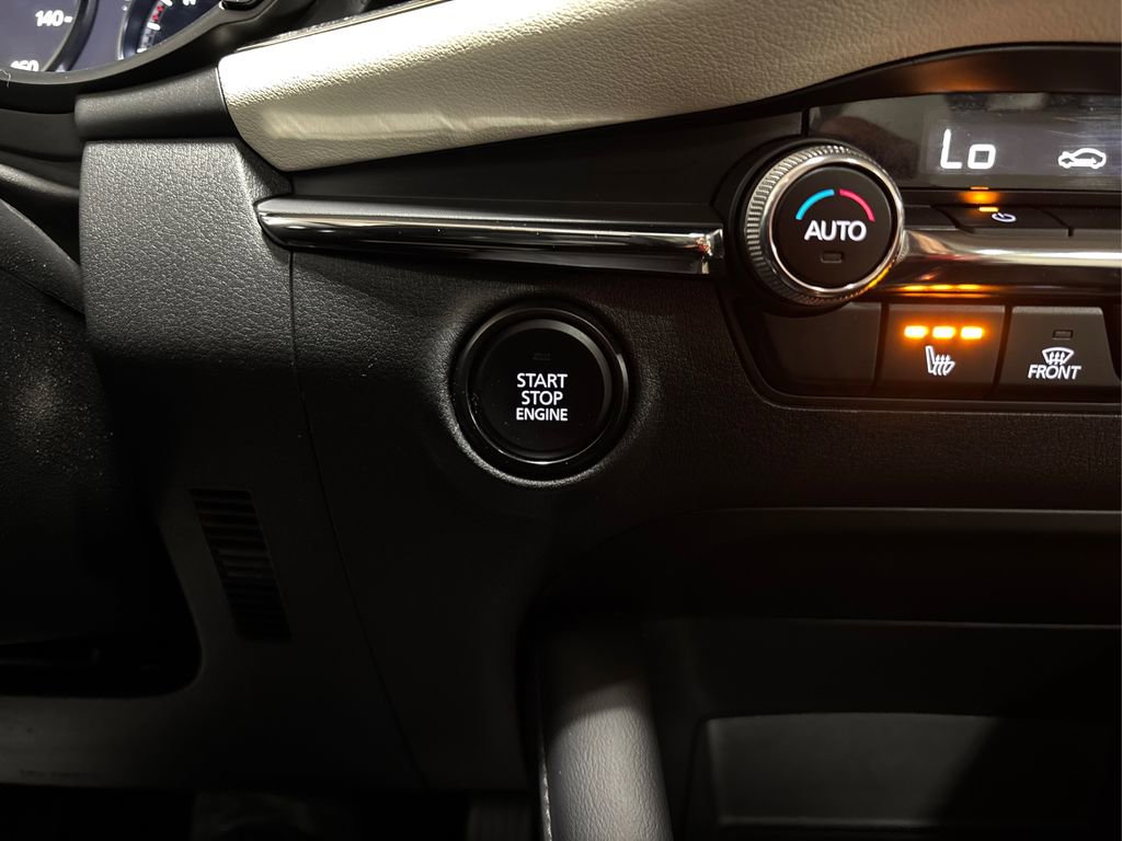 Used 2022 MAZDA MAZDA3 s image 30