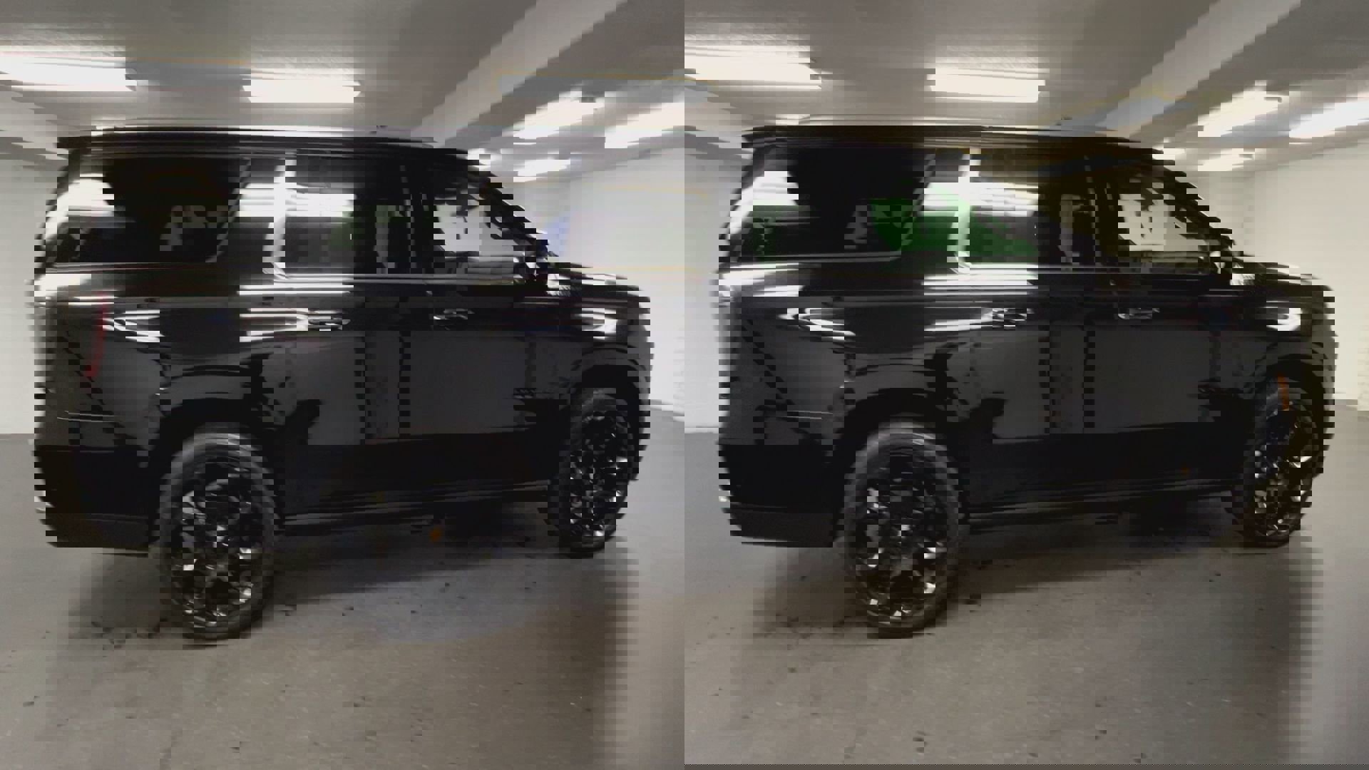 Certified 2025 Chevrolet Suburban High Country image 52