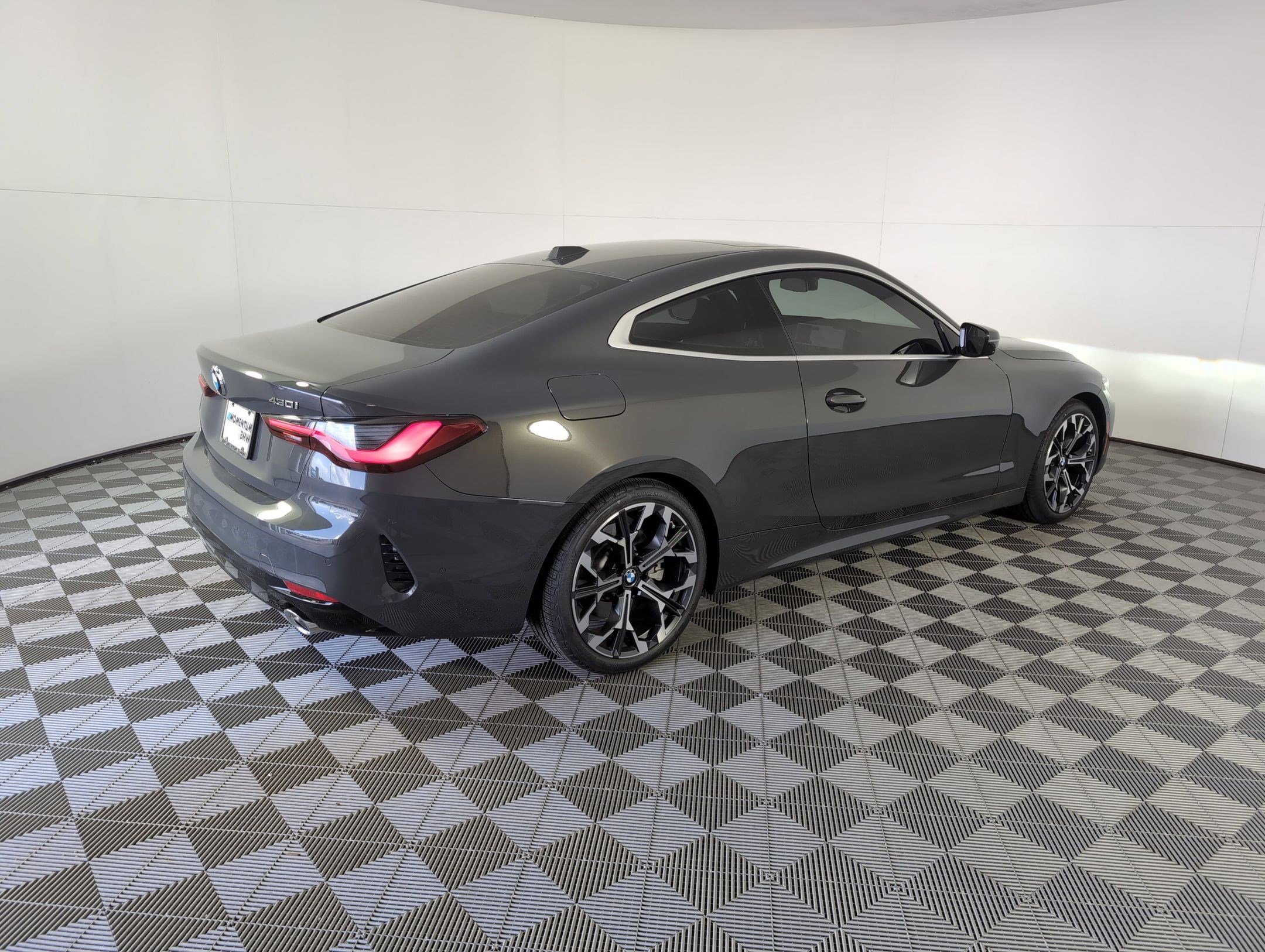Used 2026 BMW 430i Coupe w/ Premium Package image 7