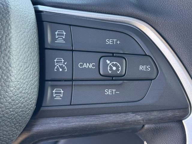 New 2025 Jeep Grand Cherokee Limited image 18