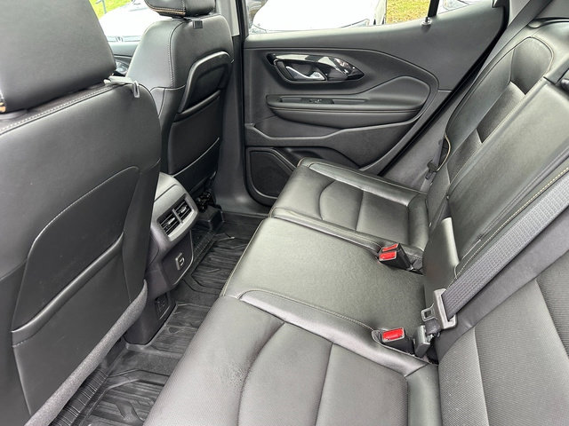 Used 2024 GMC Terrain AT4 w/ Tech Package image 24