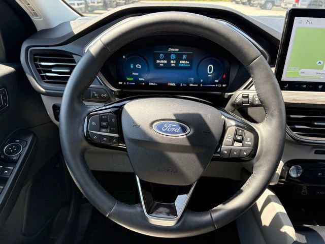 Used 2024 Ford Escape SE w/ PHEV Premium Package FWD image 14
