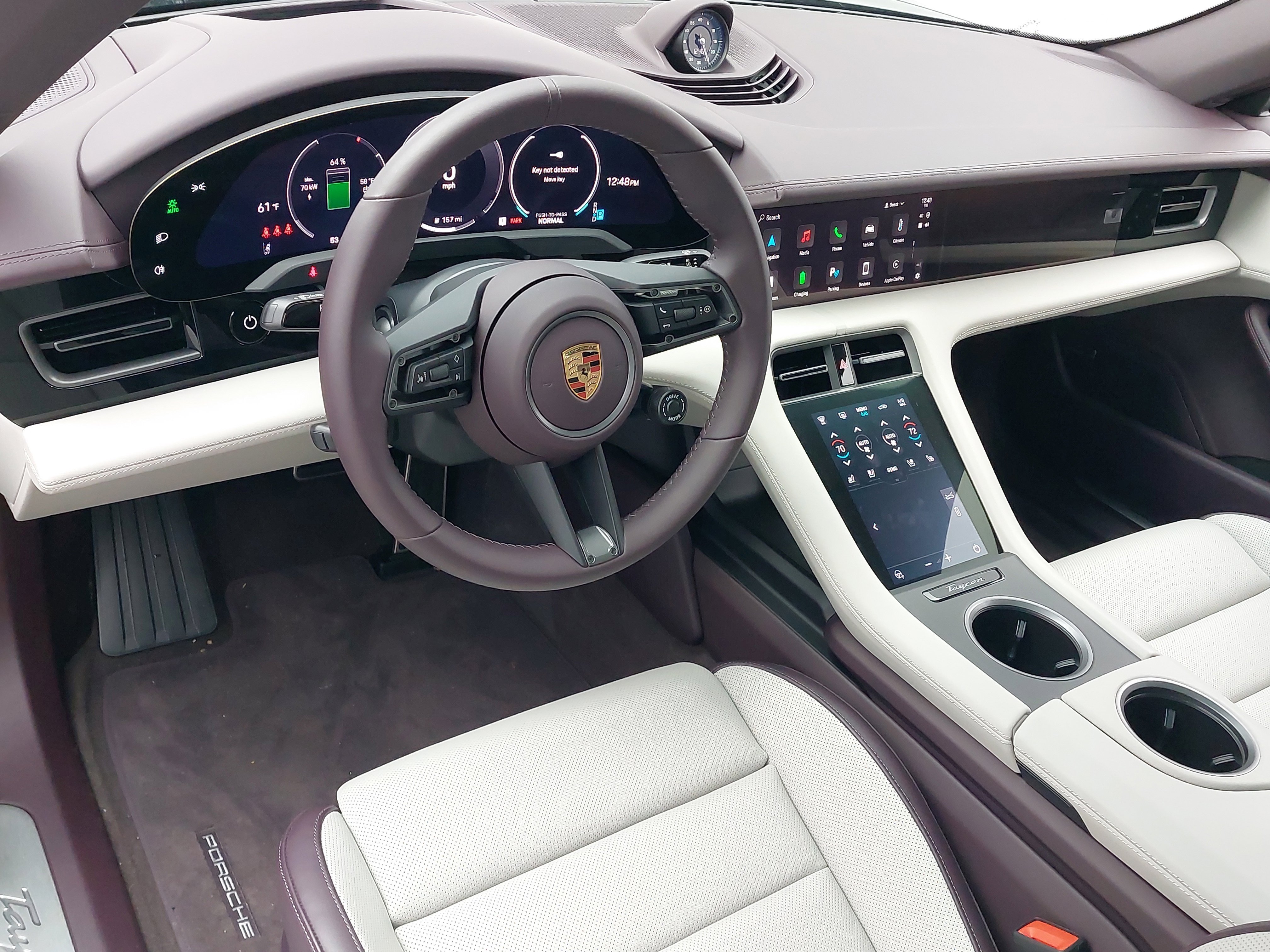 New 2025 Porsche Taycan 4S image 4