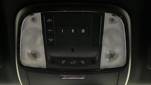 Used 2025 Dodge Durango GT image 19