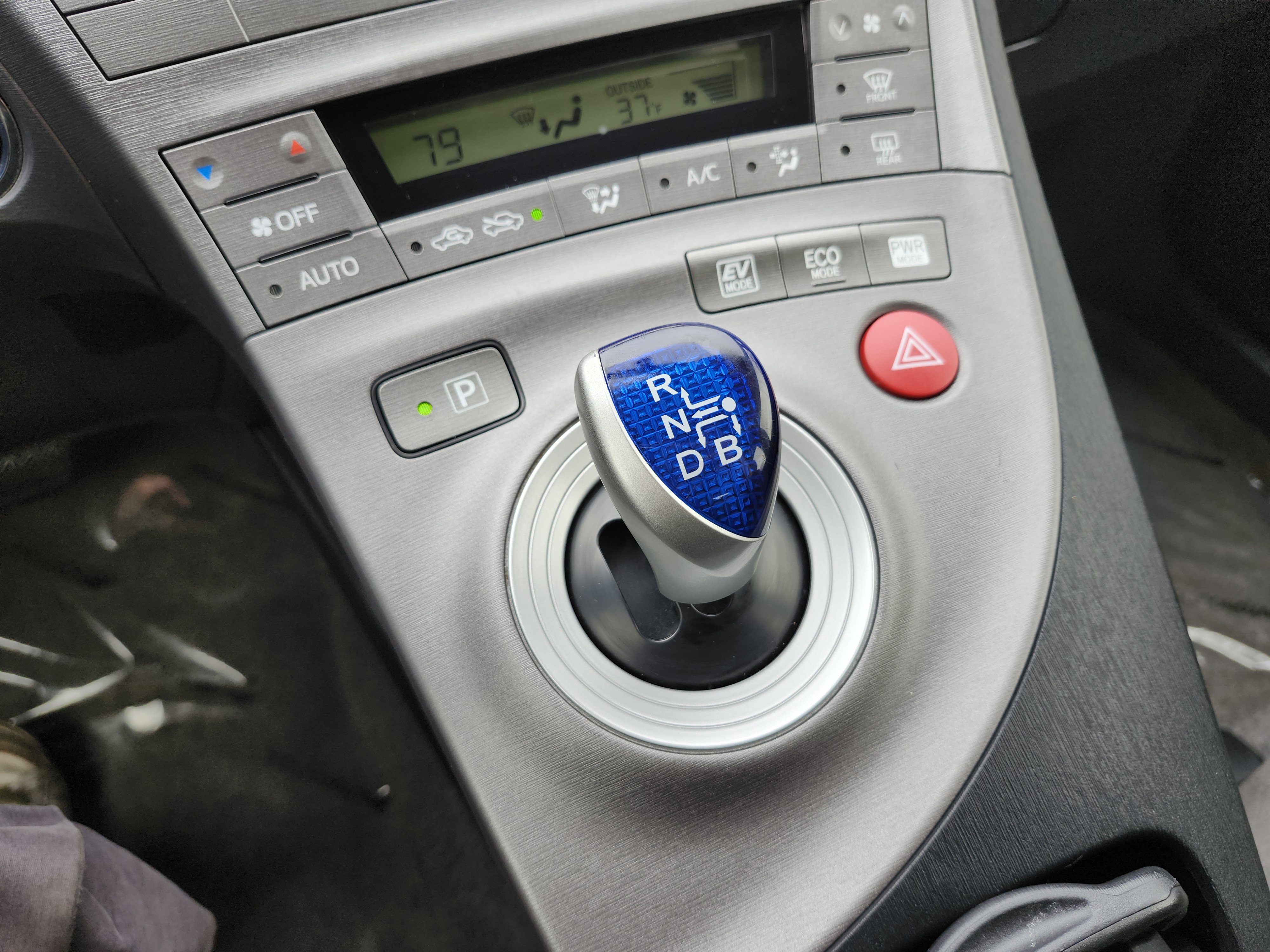 Used 2015 Toyota Prius Two FWD image 28
