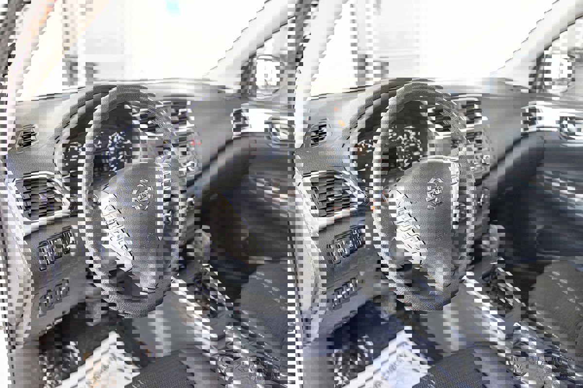 Used 2017 Nissan Sentra S w/ S Style Package image 18