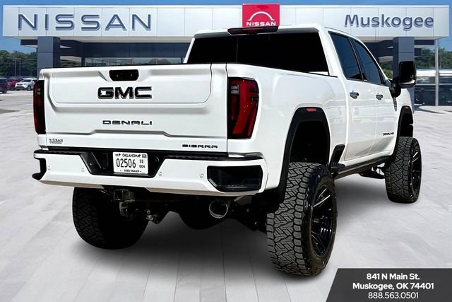 Used 2025 GMC Sierra 2500 Denali Ultimate image 5
