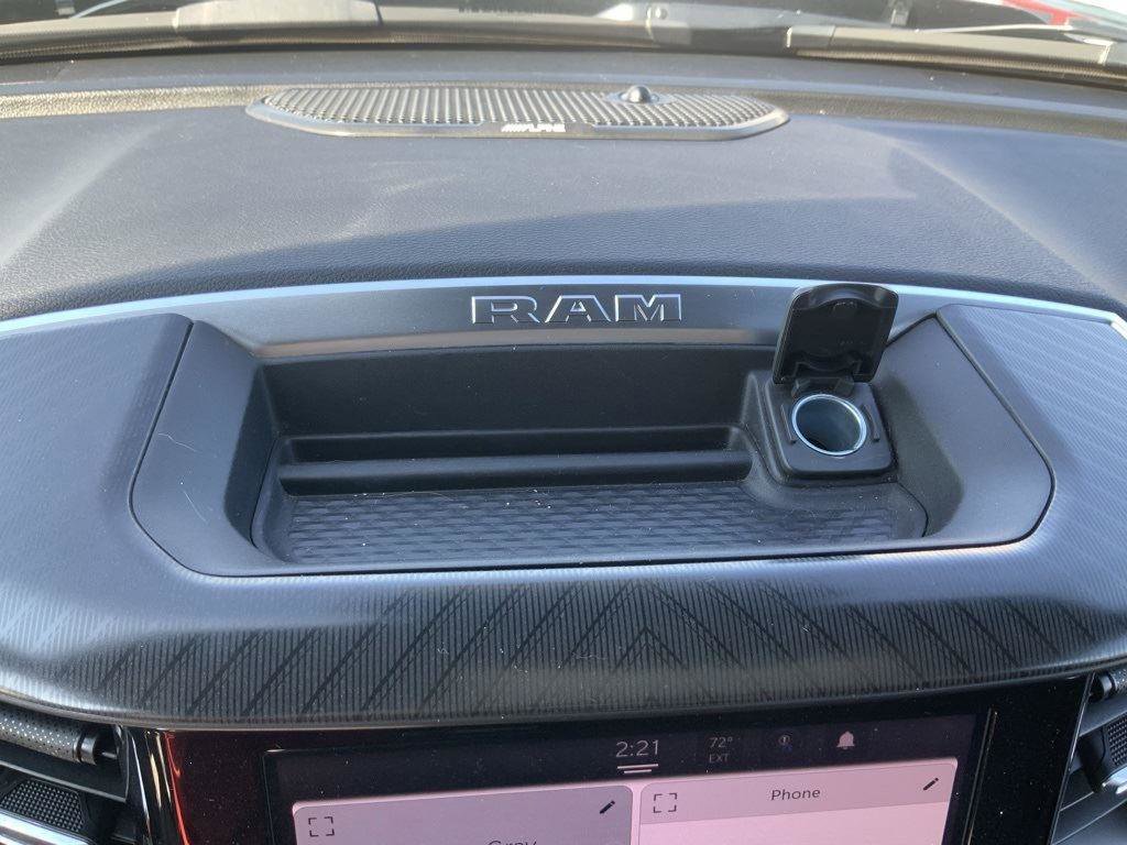 Used 2025 RAM 3500 Big Horn image 36