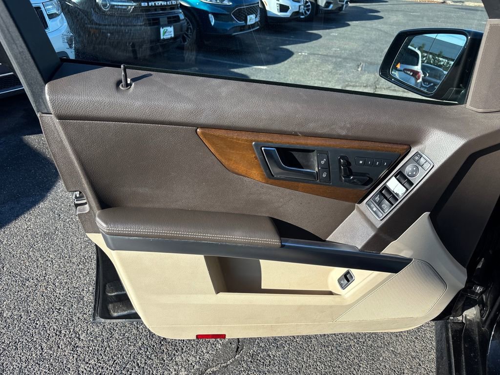 Used 2015 Mercedes-Benz GLK 350 2WD image 15