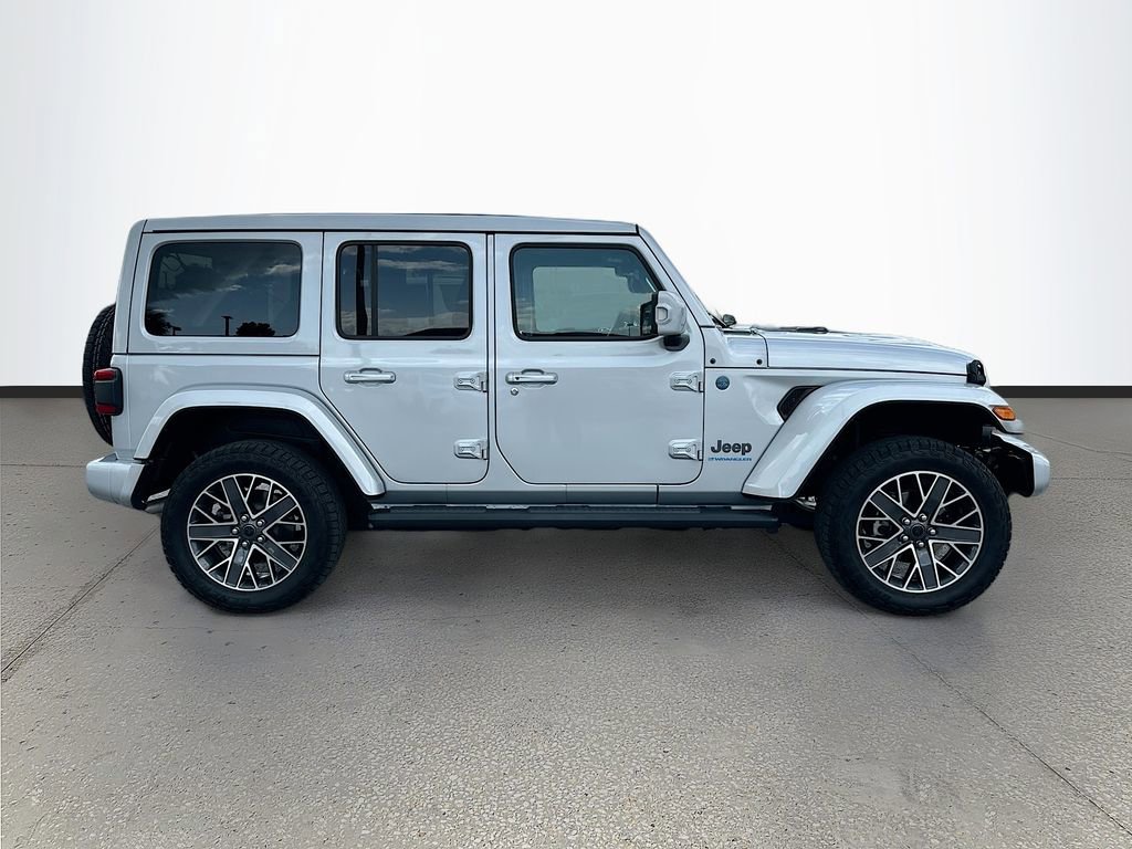 Used 2024 Jeep Wrangler High Altitude AWD/4WD image 8