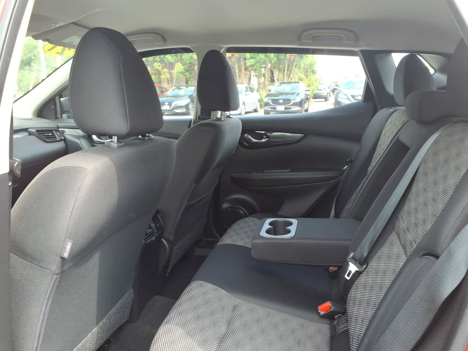 Certified 2021 Nissan Rogue Sport SV AWD/4WD image 12