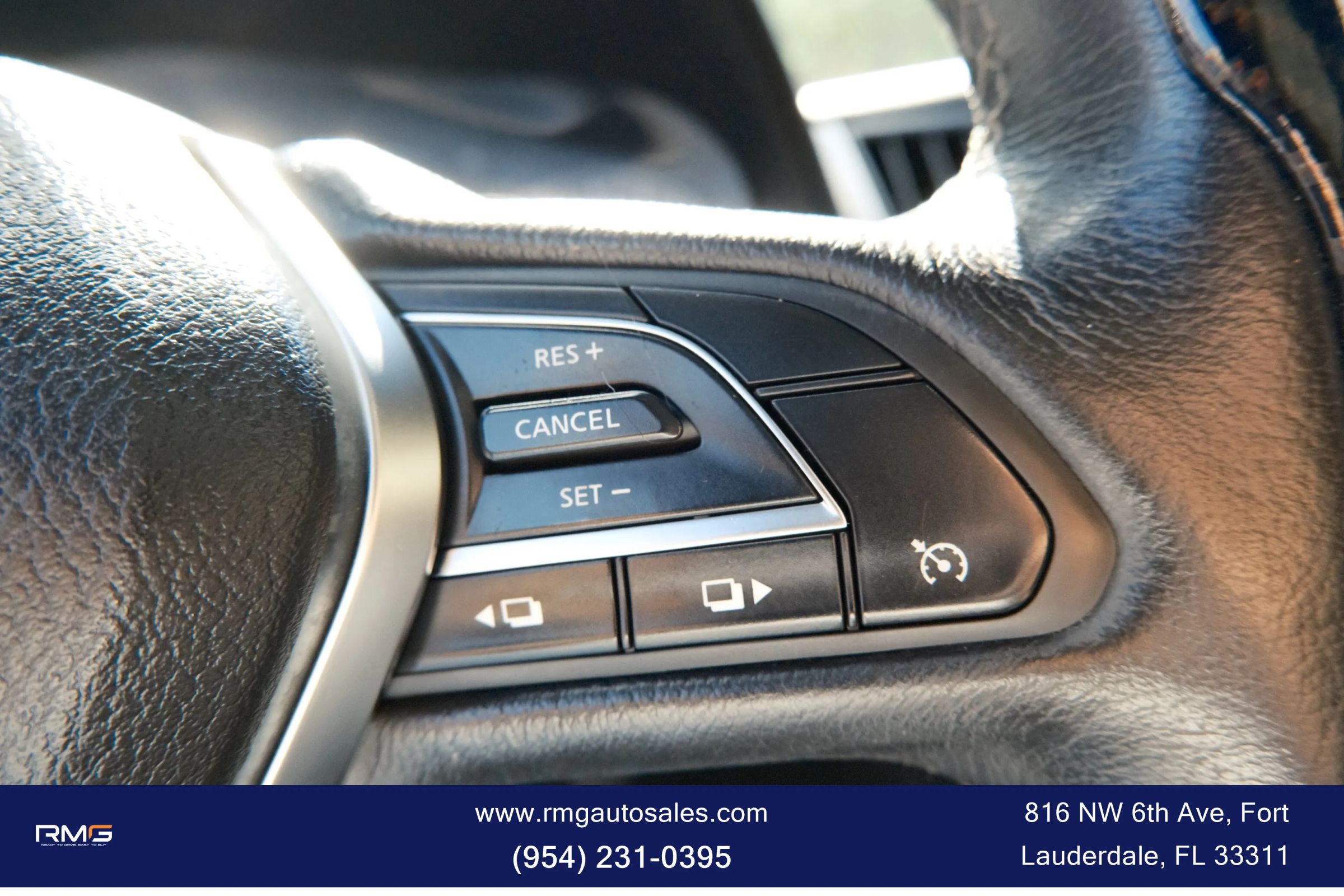 Used 2018 INFINITI Q60 3.0t Luxe RWD image 20