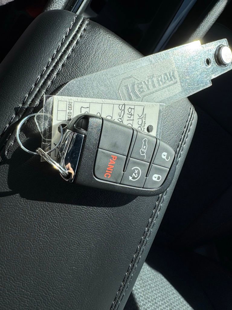 New 2026 Jeep Compass Trailhawk image 30