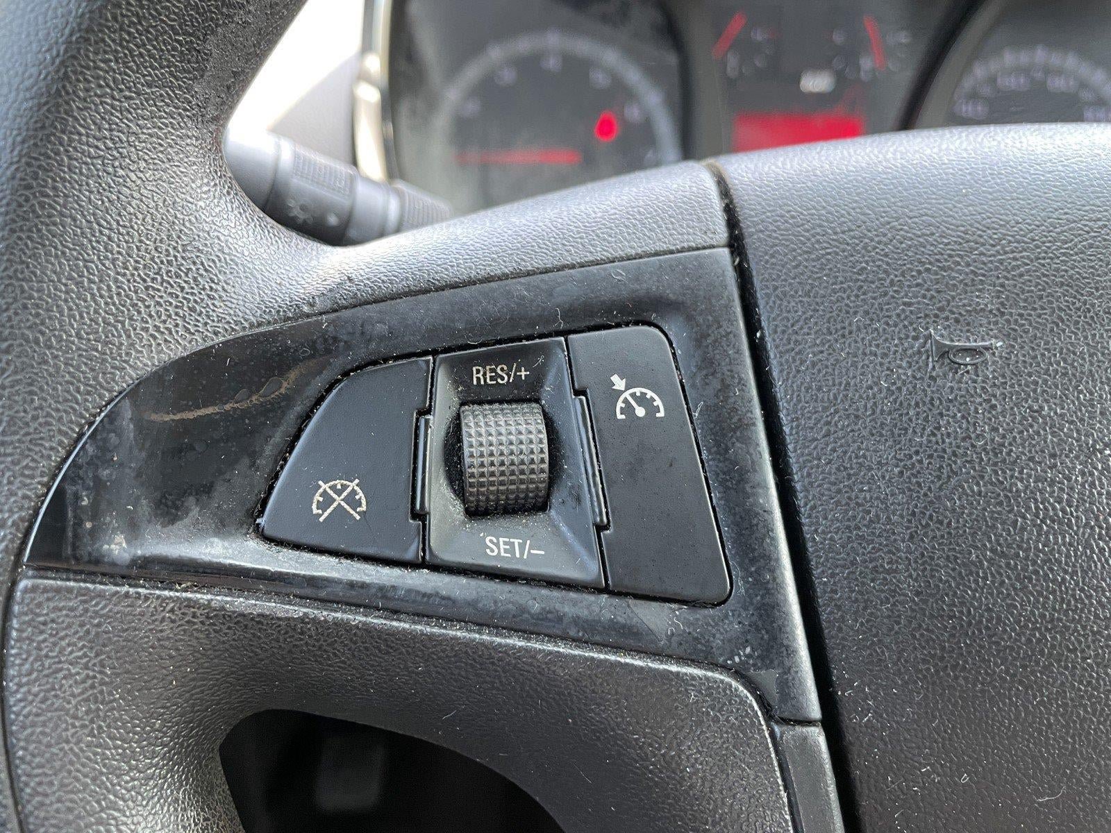 Used 2011 GMC Terrain SLE FWD image 20