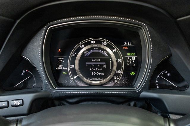 Used 2018 Lexus LS 500h AWD image 10