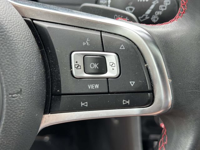 Used 2019 Volkswagen GTI SE FWD image 25