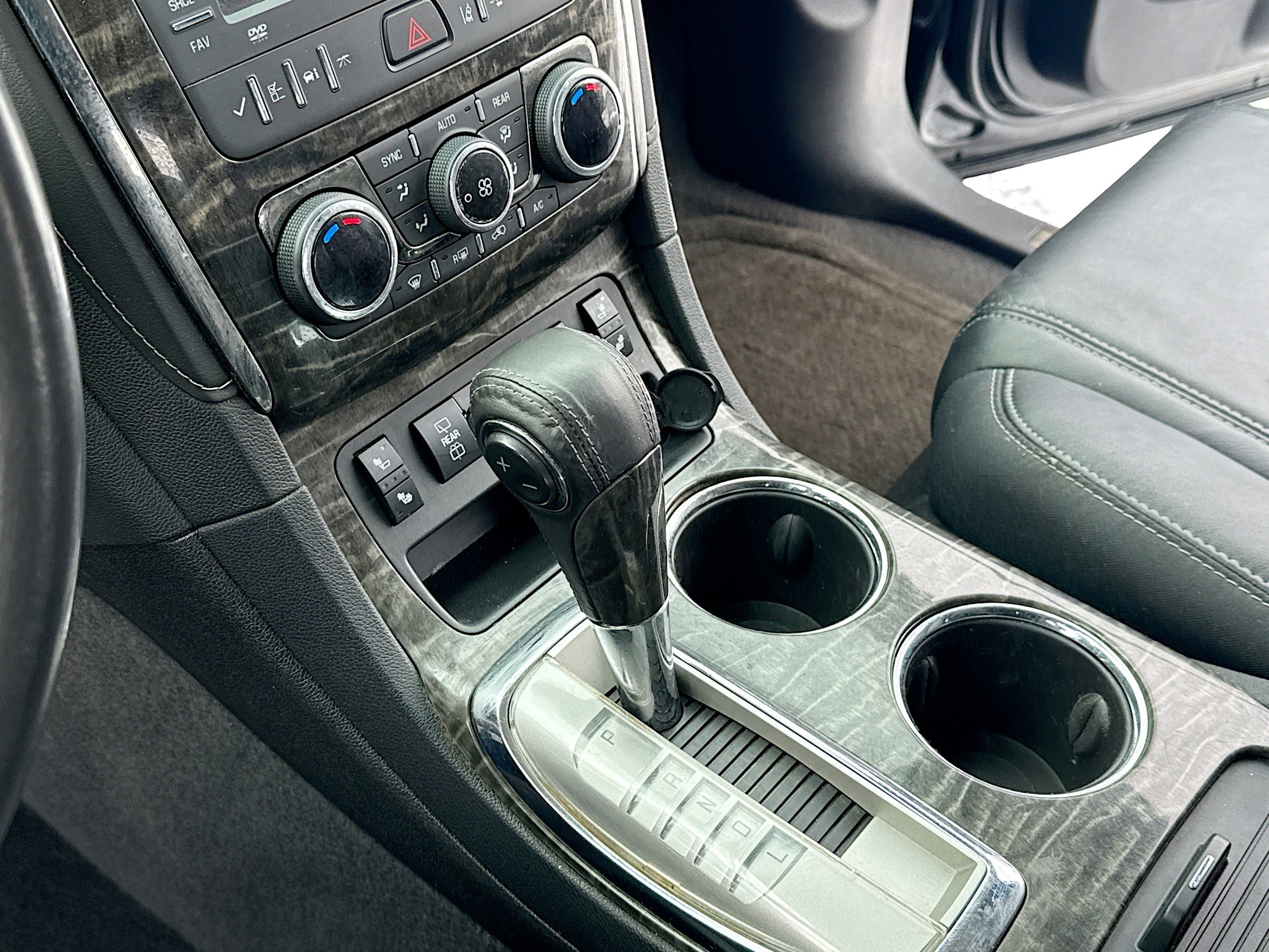 Used 2014 Buick Enclave Leather w/ Trailering Provision Package image 10