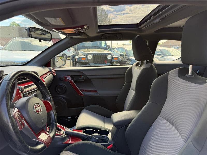 Used 2015 Scion tC image 15