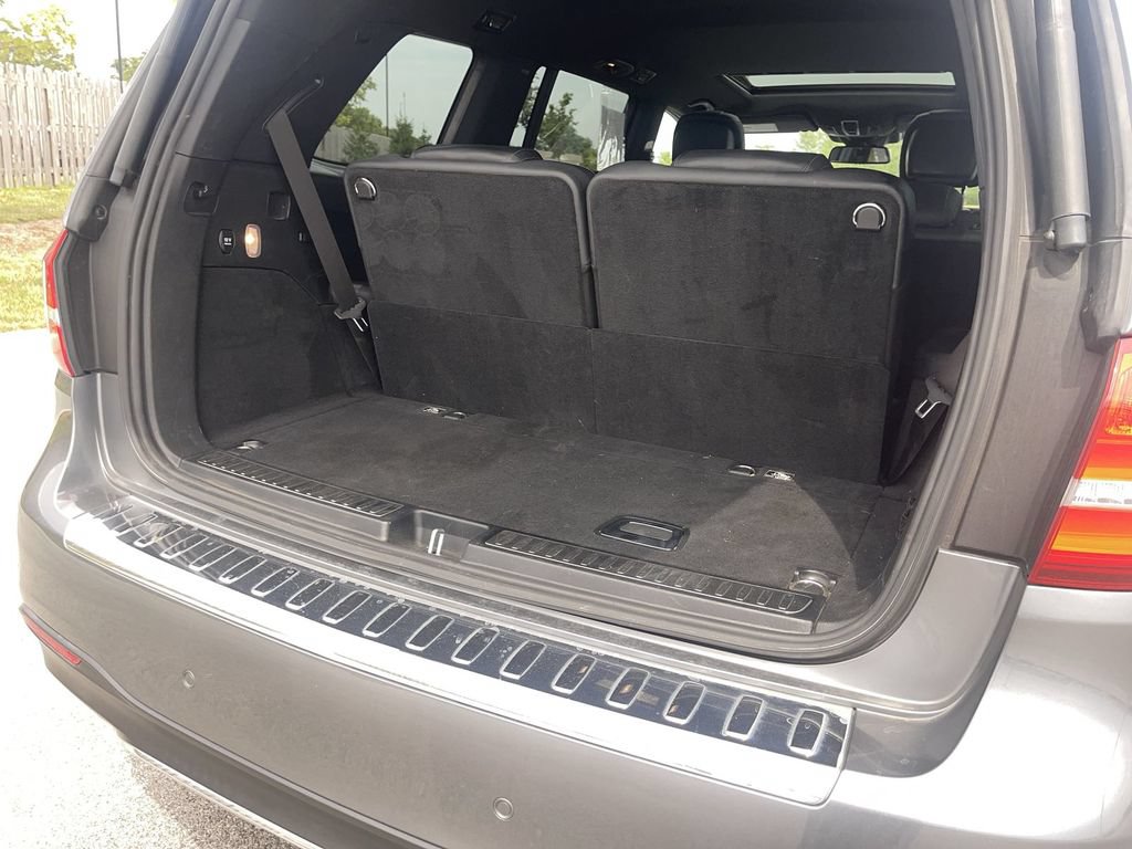 Used 2018 Mercedes-Benz GLS 550 4MATIC image 16