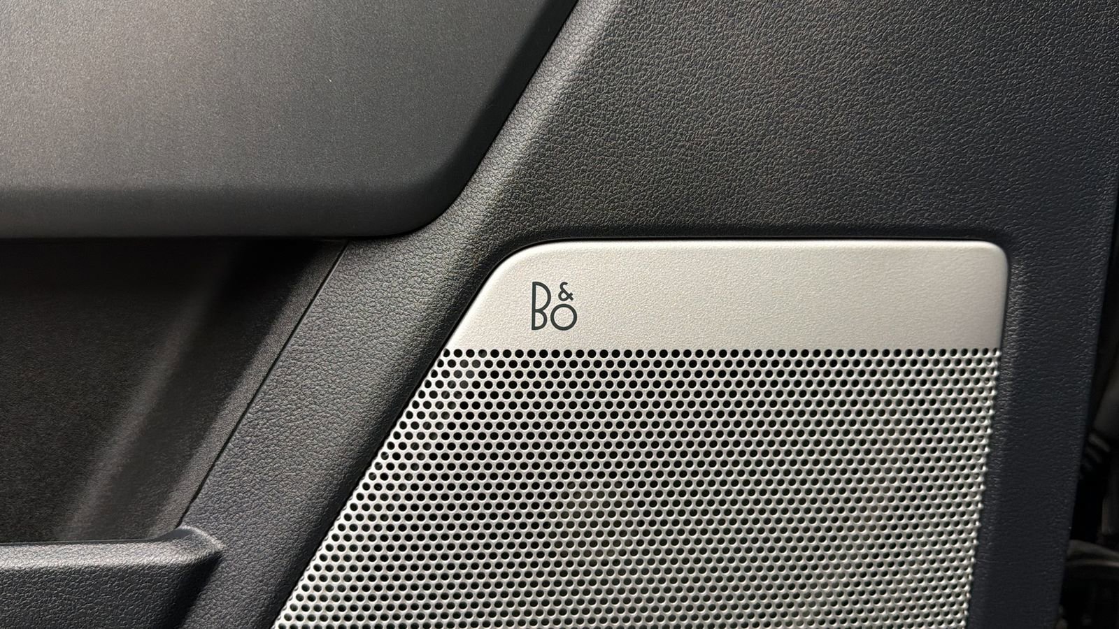 Used 2024 Ford F250 Lariat w/ Lariat Ultimate Package image 24