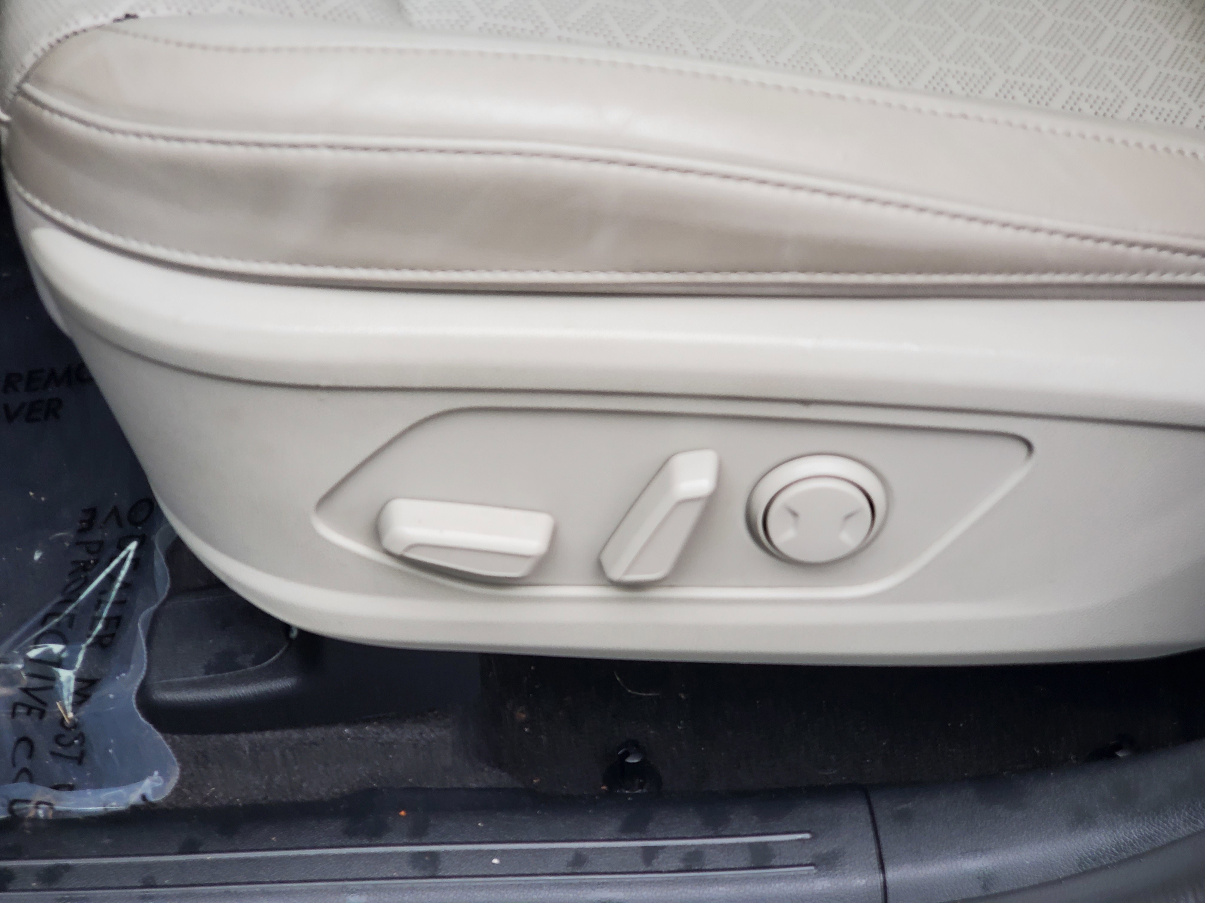 Used 2021 Kia Sorento S FWD image 18