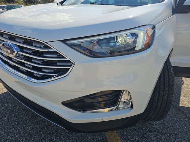 Used 2022 Ford Edge Titanium image 30