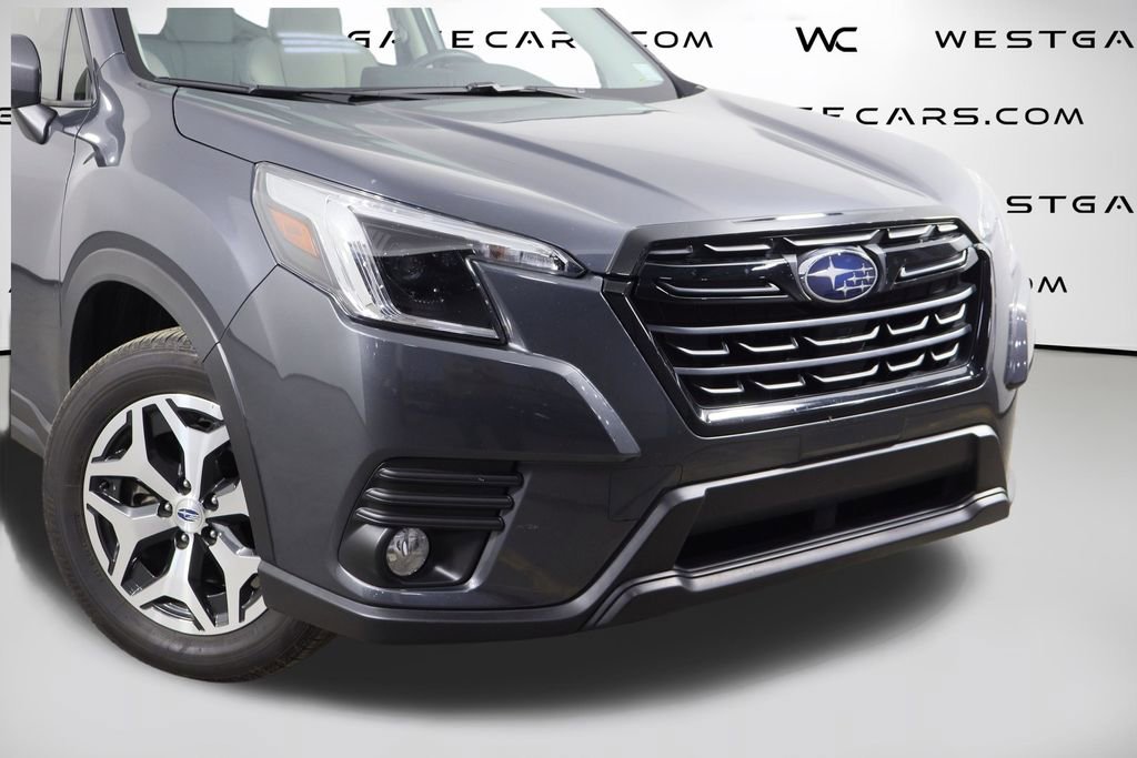 Used 2023 Subaru Forester Premium image 44