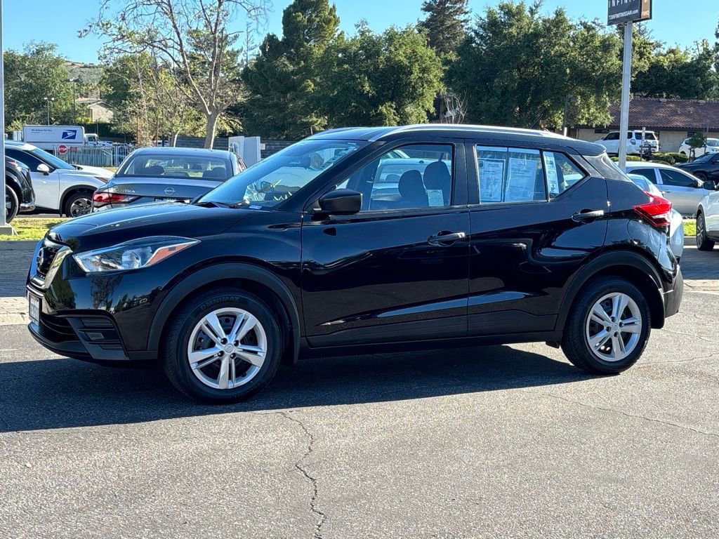 Used 2018 Nissan Kicks S image 8