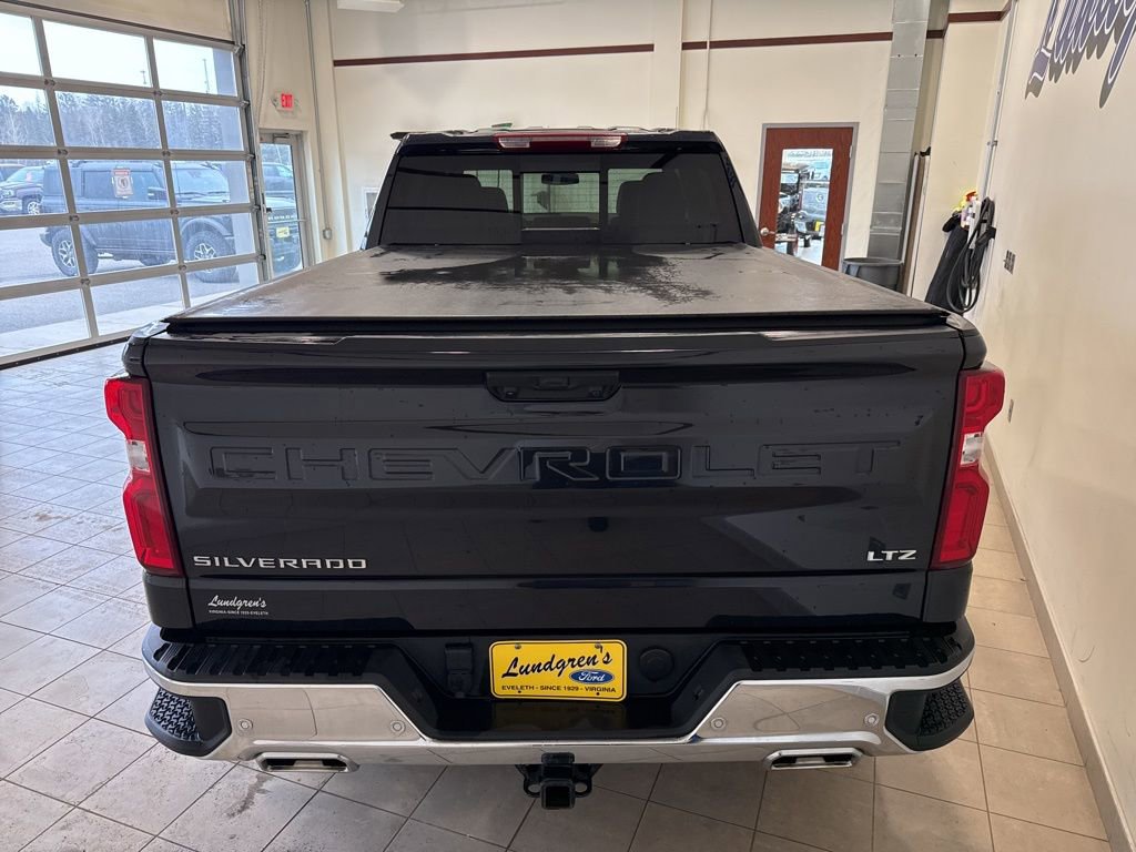 Used 2024 Chevrolet Silverado 1500 LTZ w/ LTZ Premium Package image 4