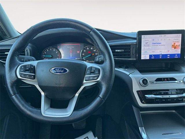 Used 2022 Ford Explorer XLT w/ Equipment Group 202A image 12