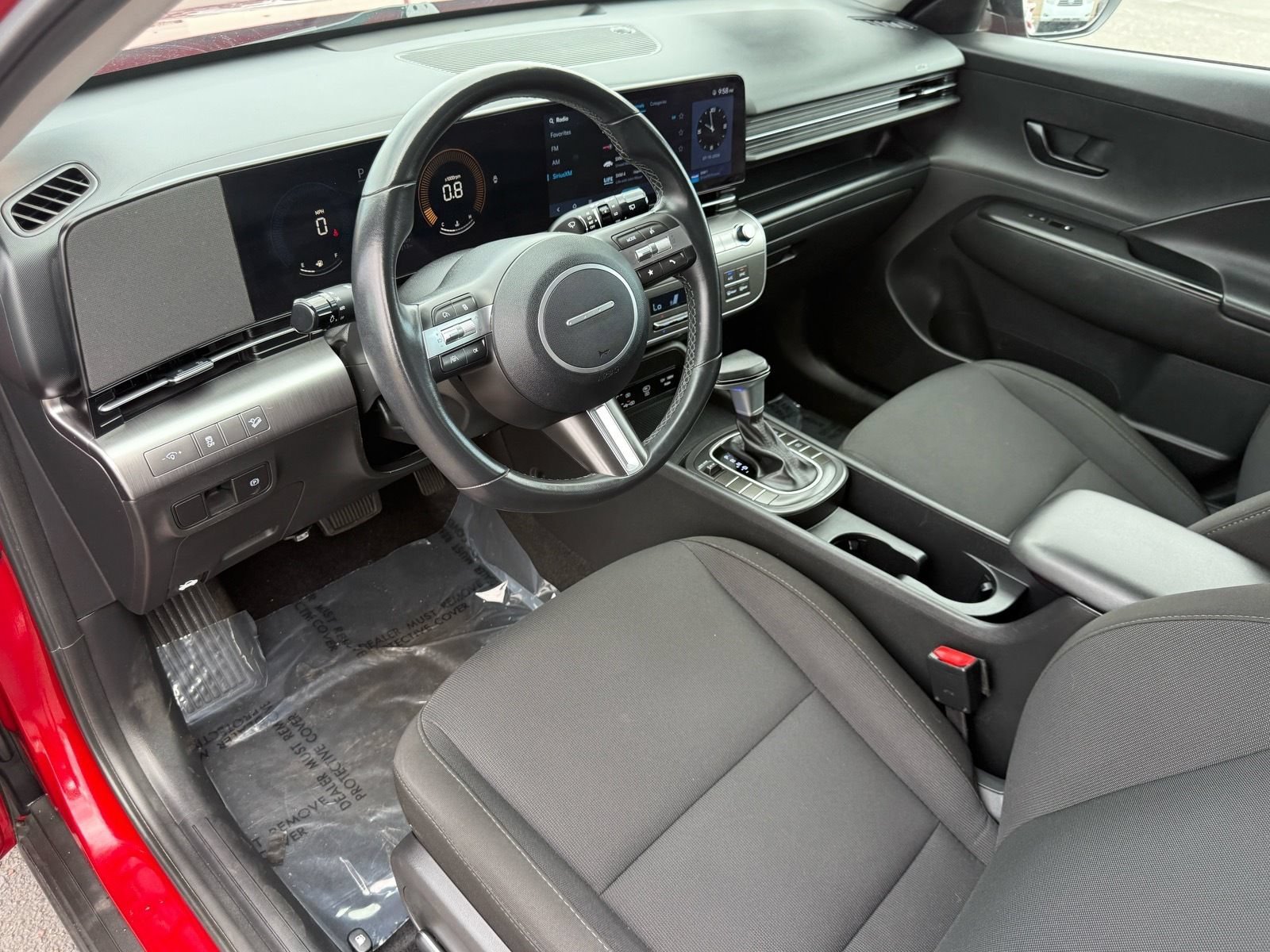 Used 2025 Hyundai Kona SEL FWD image 12
