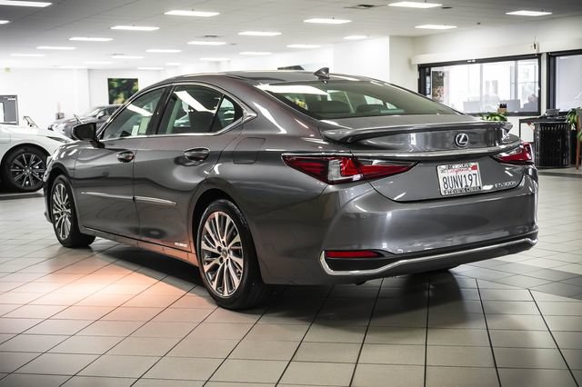 Used 2021 Lexus ES 300h w/ Premium Package FWD image 8