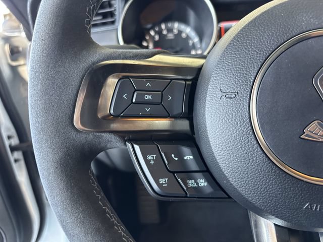 Used 2020 Ford Mustang Shelby GT350 w/ Technology Package RWD image 28