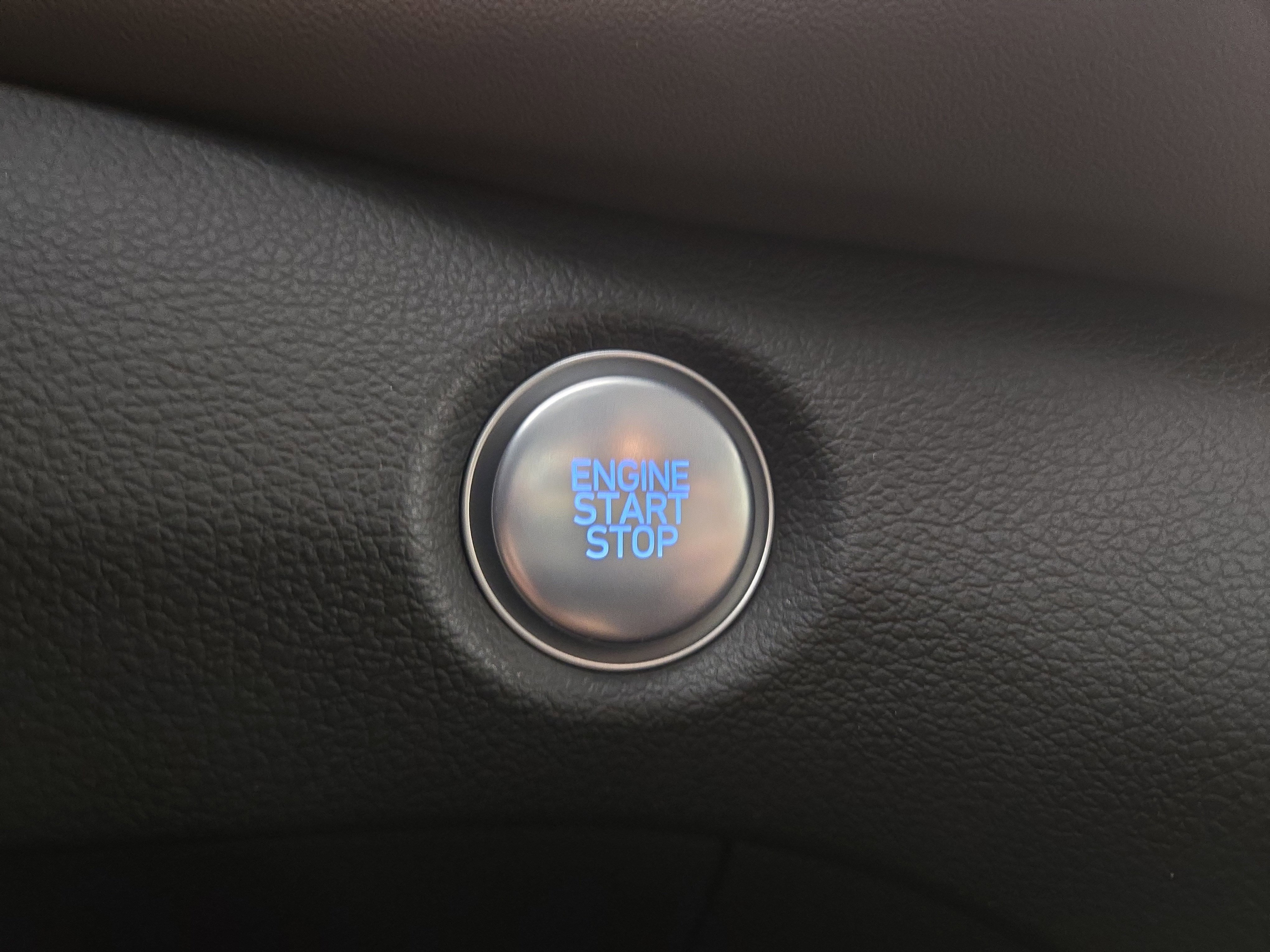 Used 2023 Hyundai Santa Fe SEL Convenience image 26