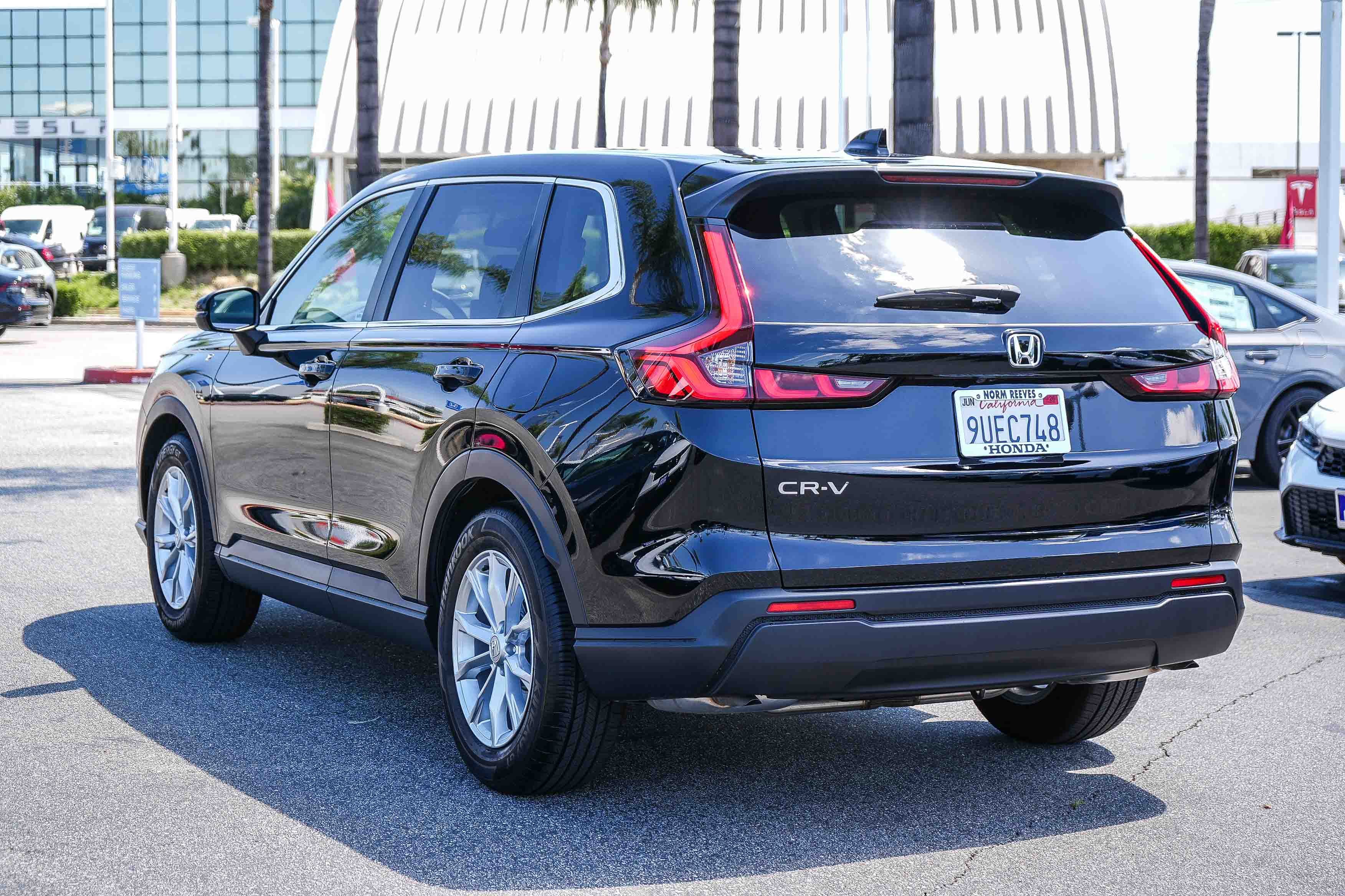 Used 2025 Honda CR-V EX image 9