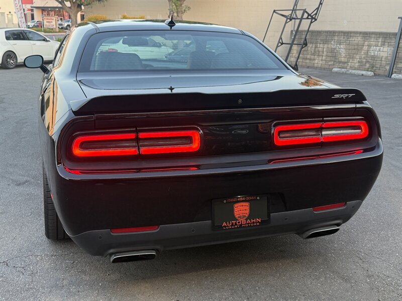 Used 2016 Dodge Challenger SRT RWD image 12