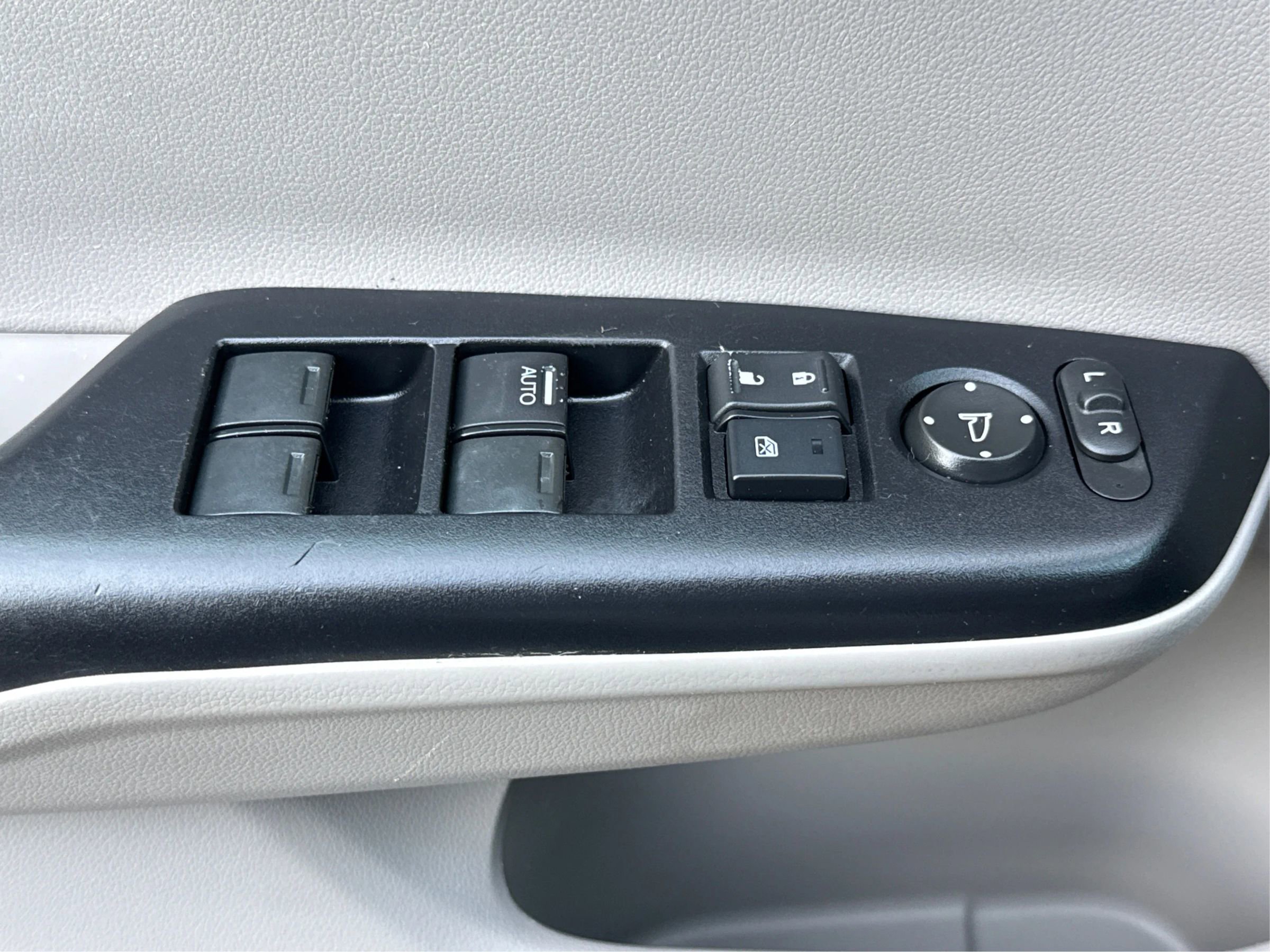 Used 2013 Honda Civic LX image 15