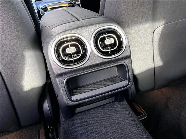 Used 2026 Mercedes-Benz C 300 Sedan image 19