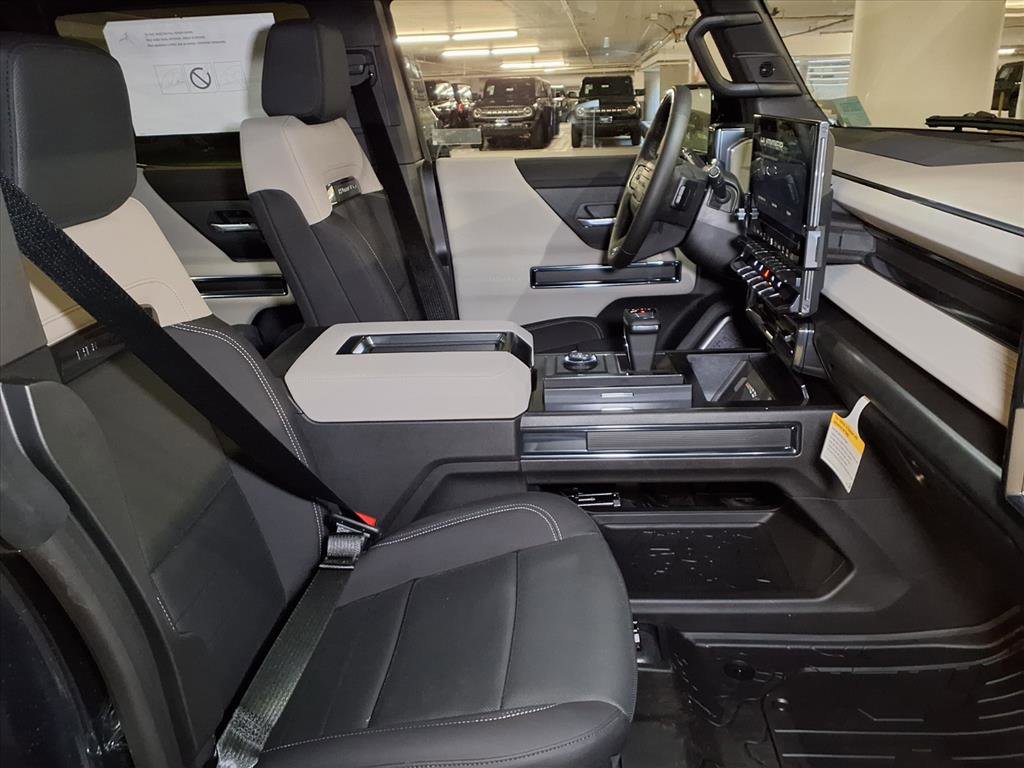 New 2026 GMC Hummer EV SUV image 6