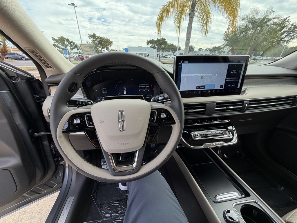 Used 2024 Lincoln Corsair FWD w/ Equipment Group 102A image 12