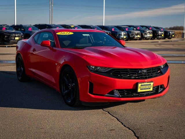 Used 2021 Chevrolet Camaro LT w/ RS Package image 3